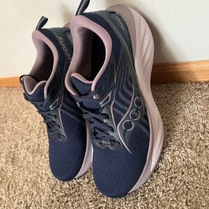 Saucony Women's Navy and Pink Sneakers